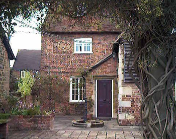 Rear of Heath Farm May 2009 - detail by John Clowes